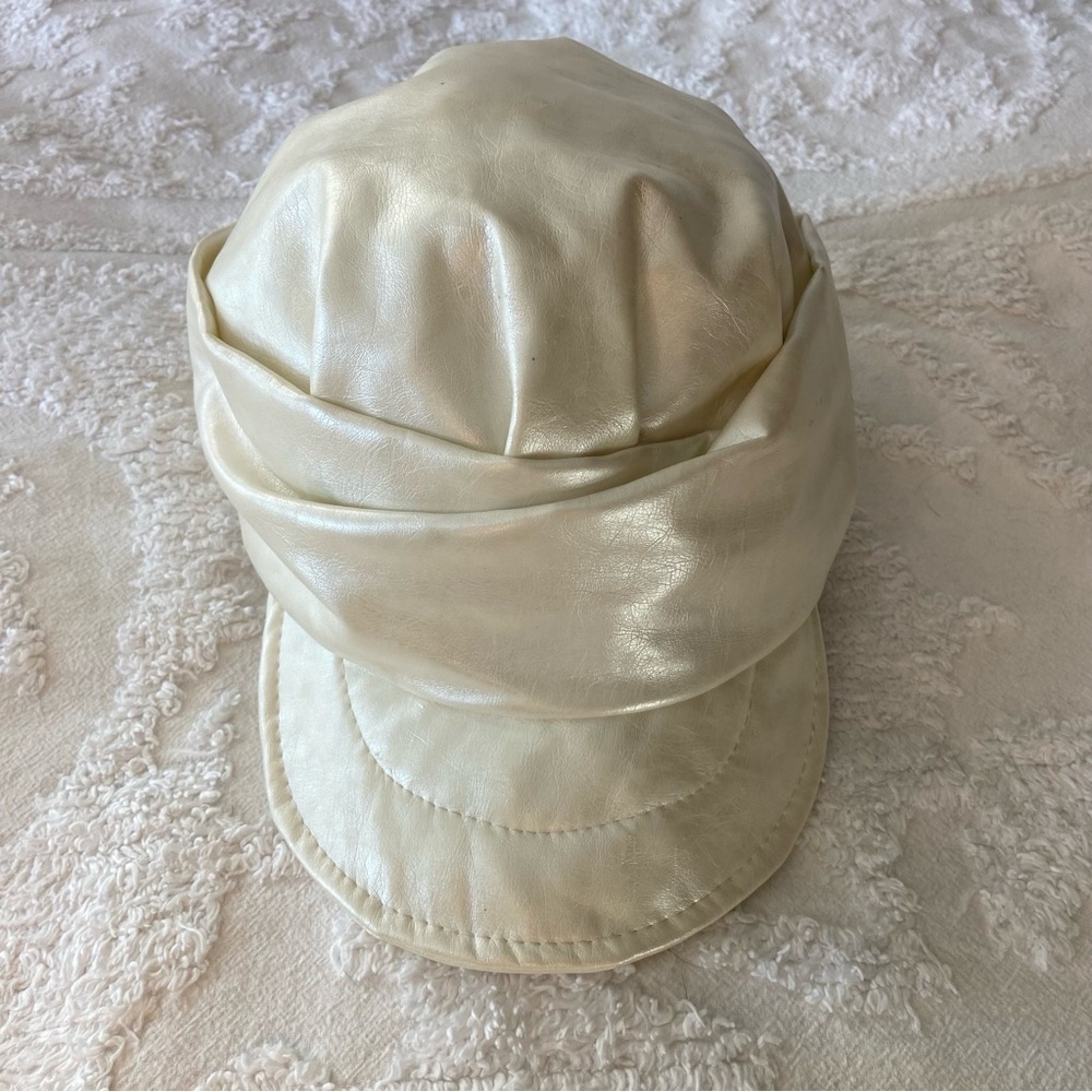 UBI Women's Newsboy Hat Metallic Off-White Satin Sz OS Retro Y2K Cosplay Edgy
